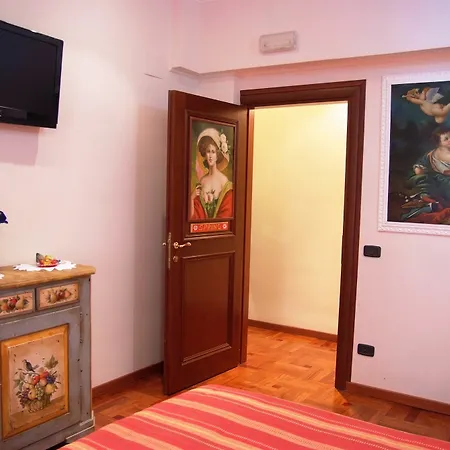 Ani' Nocleg ze śniadaniem 3*